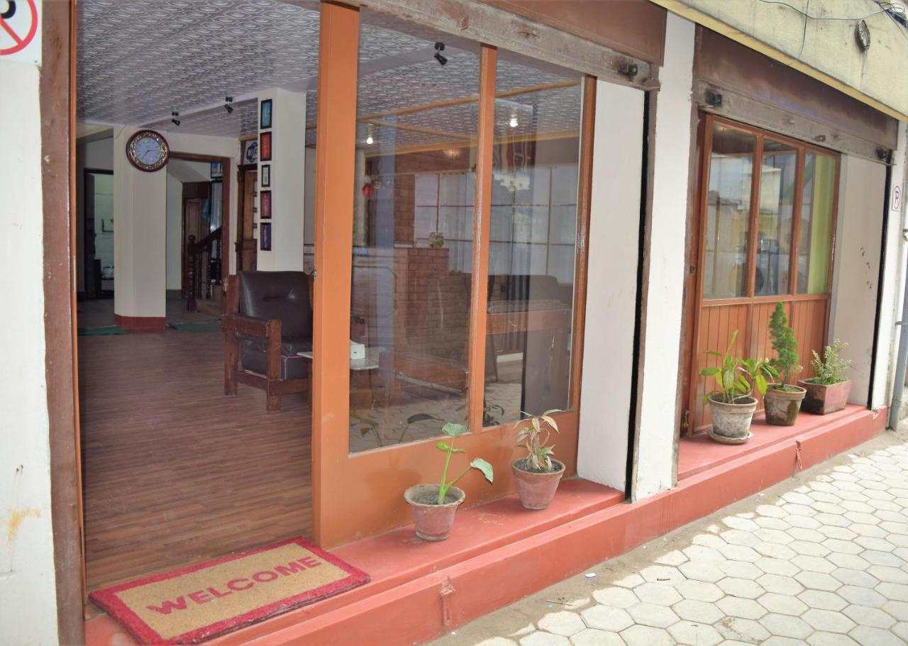 Hotel Triratna Катманду Екстер'єр фото